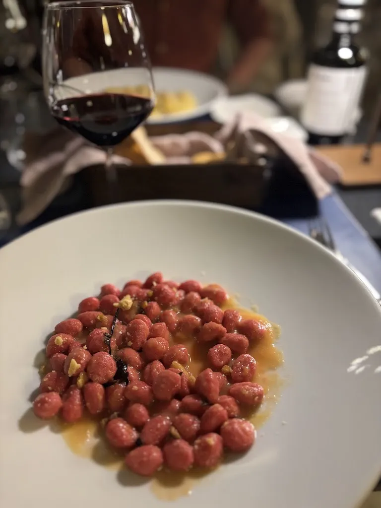 Rafaela Machado_Verso_Conversano_review