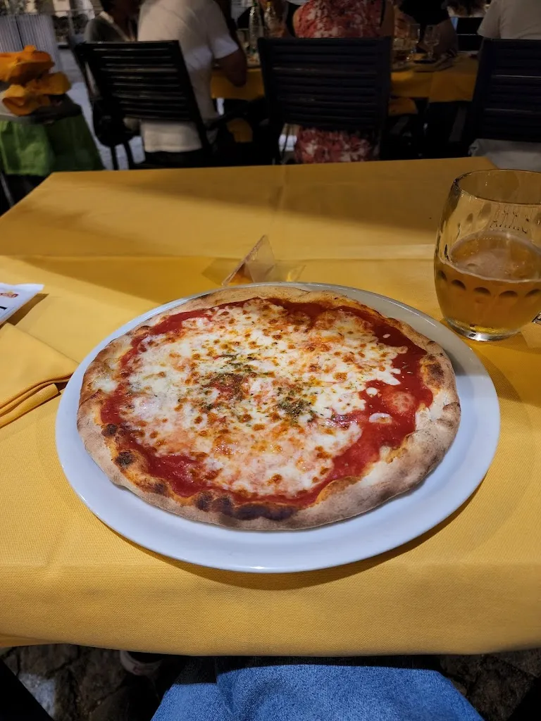 Tomas Tamagnone_Al Faro_Ivrea_review