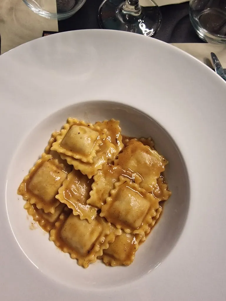 Matteo Poli_Nando_Ivrea_review