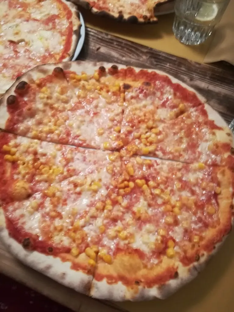 Silvia D_Pizzeria Cal de Livera_Livera_review