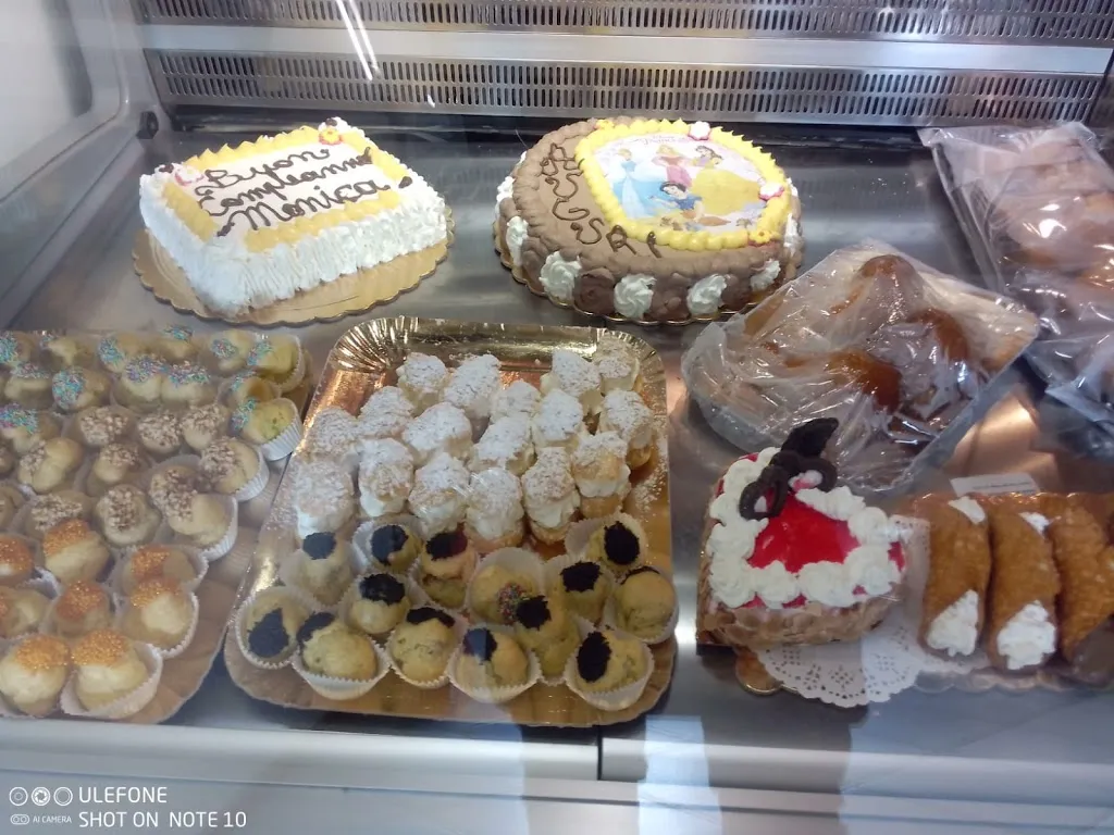 Pizza kebab sara il buon gusto_Livorno Ferraris_slider_image_2