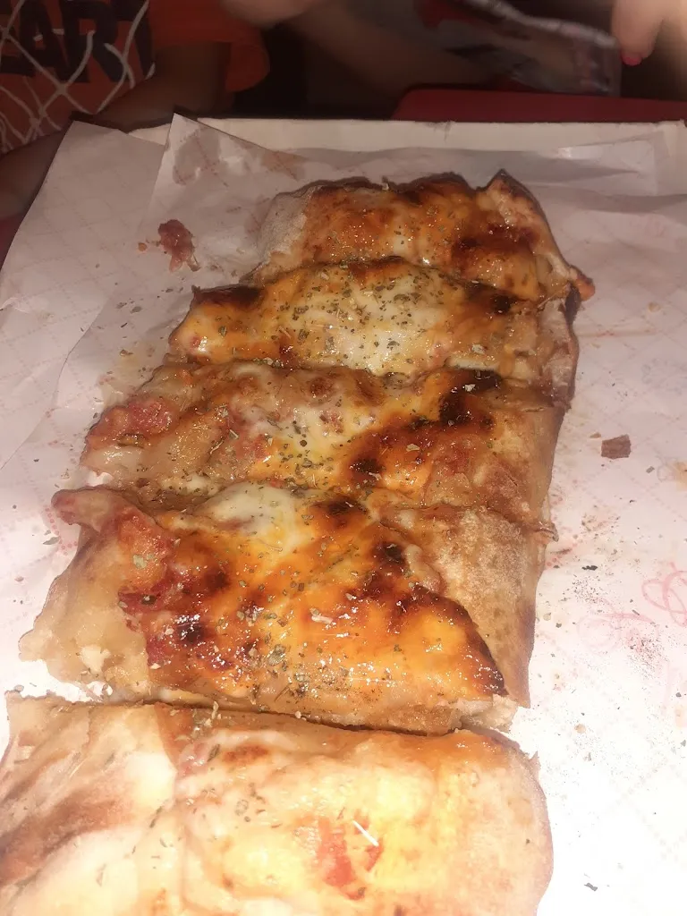 Pizza kebab sara il buon gusto_Livorno Ferraris_slider_image_3