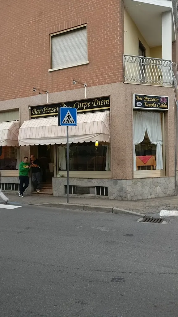 Pizzeria Carpe Diem restaurant in Livorno Ferraris