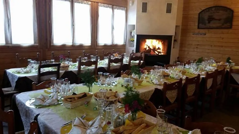Ristorante Il Crotto Chalet restaurant in Litta Parodi-Cascinagrossa