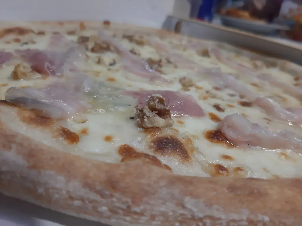 Pizzeria Oplonti_Litta Parodi-Cascinagrossa_slider_image_3