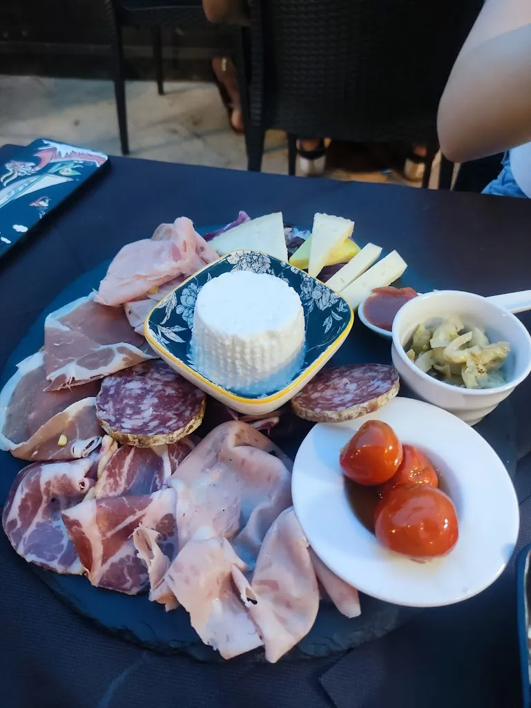 Menu_Panzeria Panzerotti - Pizze - Taglieri_Conversano_image_5