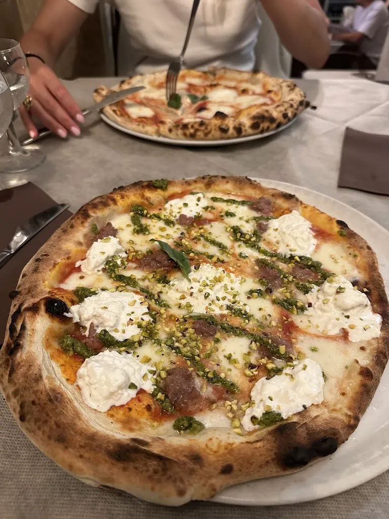 Adrien F_La Casa Di Totò_Conversano_review