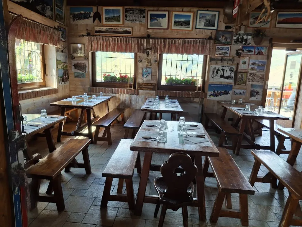 Chalet Le Marmotte restaurant in Limone Piemonte