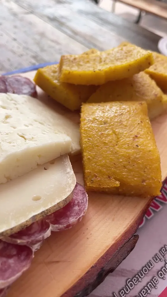 Chalet Le Marmotte_Limone Piemonte_slider_image_2