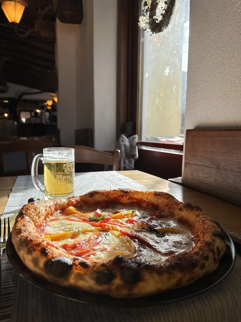 Jordan Waugh_Il Pizzicotto Pizzeria Steak House_Limone Piemonte_review
