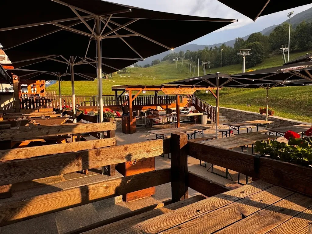 Bistrot des Neiges. La gegia restaurant in Limone Piemonte