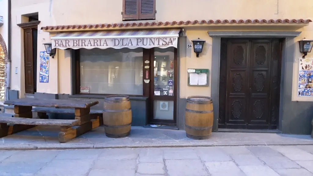 Puntsa Bierstube restaurant in Limone Piemonte