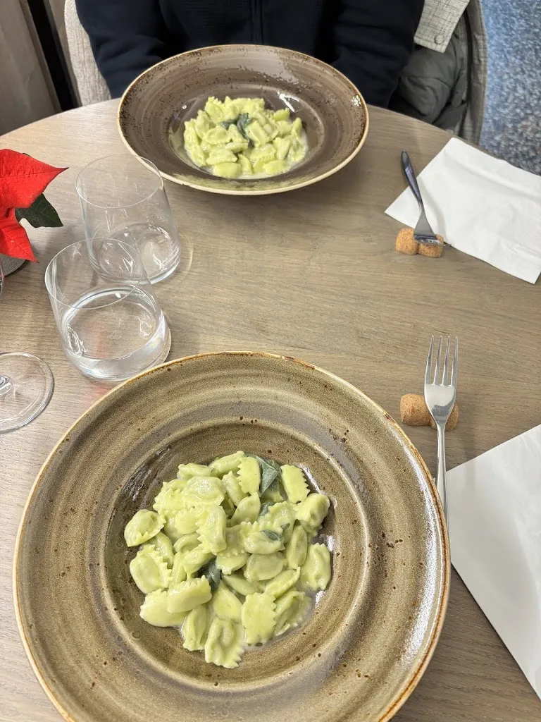 Menu_Etiquette Winebar e Ristorante_Limone Piemonte_image_6