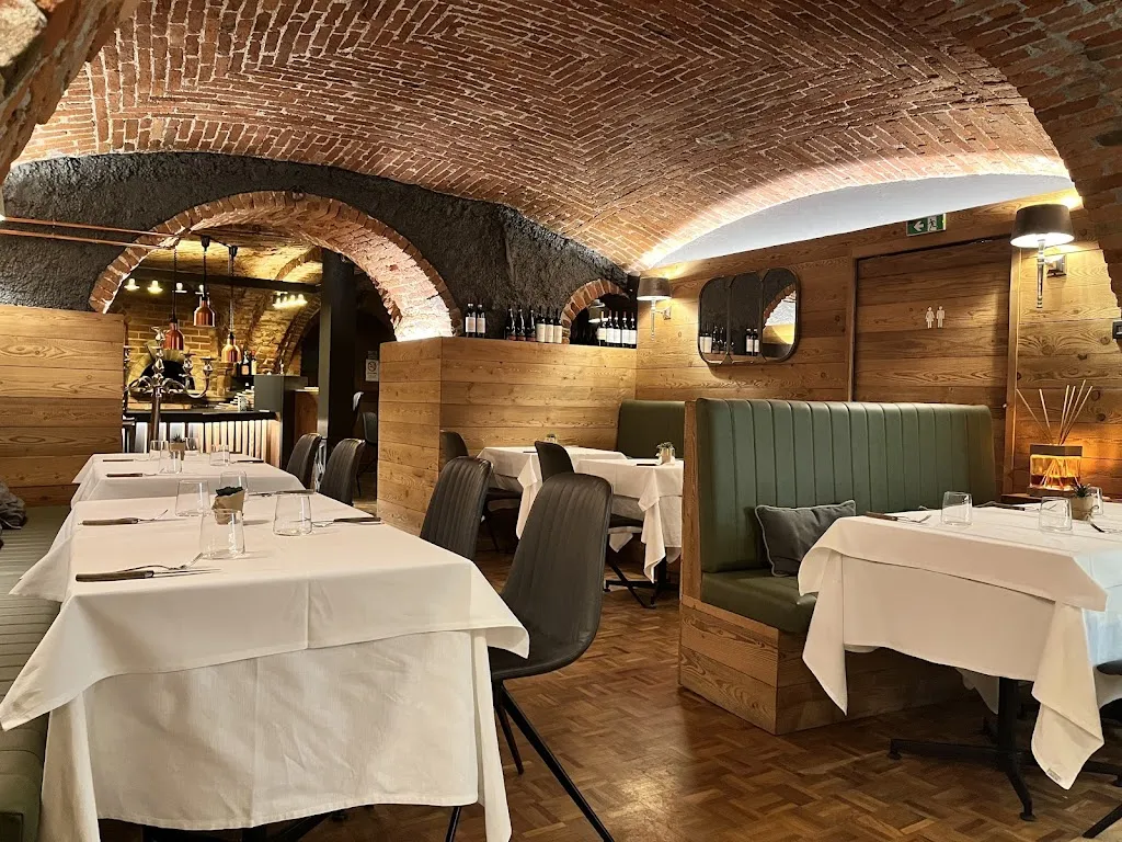 Giuseppe Zanoni_Le boucher_Limone Piemonte_review