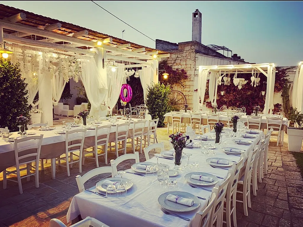 Masseria De Bellis restaurant in Conversano