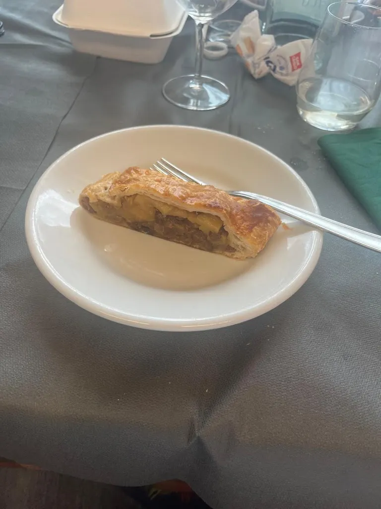 jenny_Bar Ristorante Rossi - Platzbirt_Luserna_Bewertung