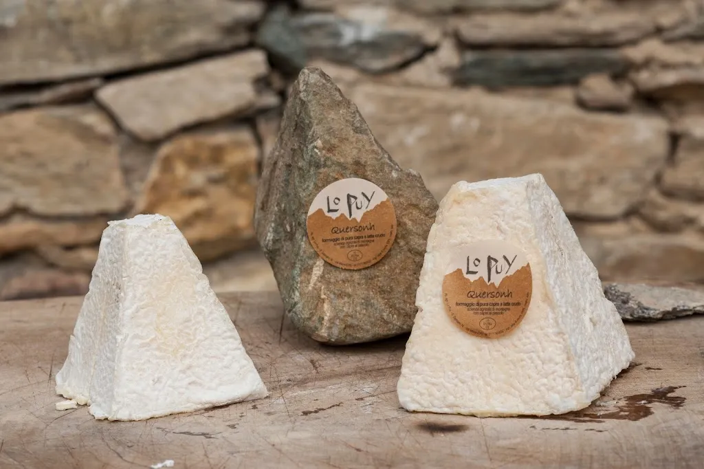 Agriturismo LO PUY - La Chabrochanto_Macra_slider_image_3