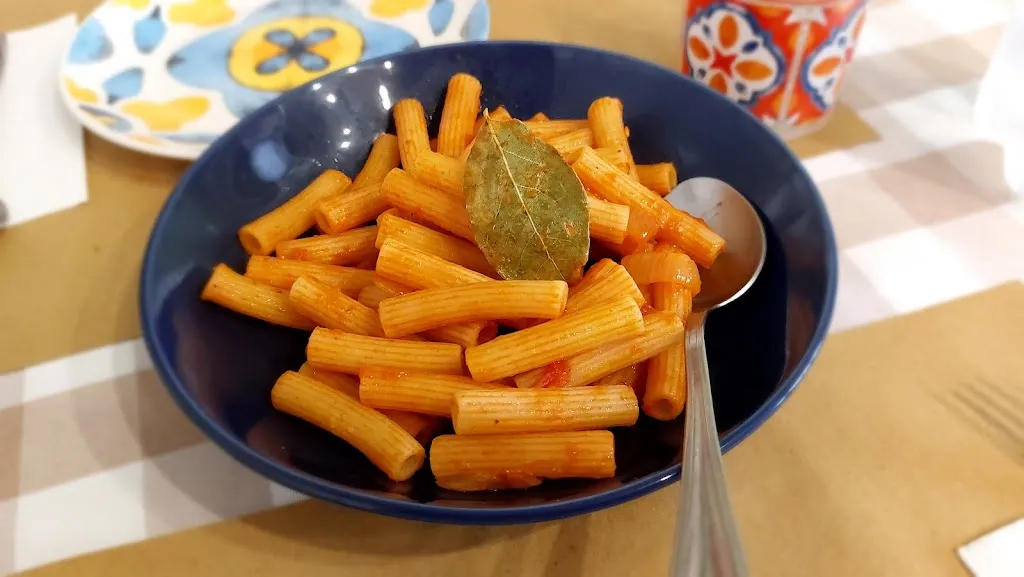 Luca Perrino_Sfizi - La cucina di casa_Conversano_review