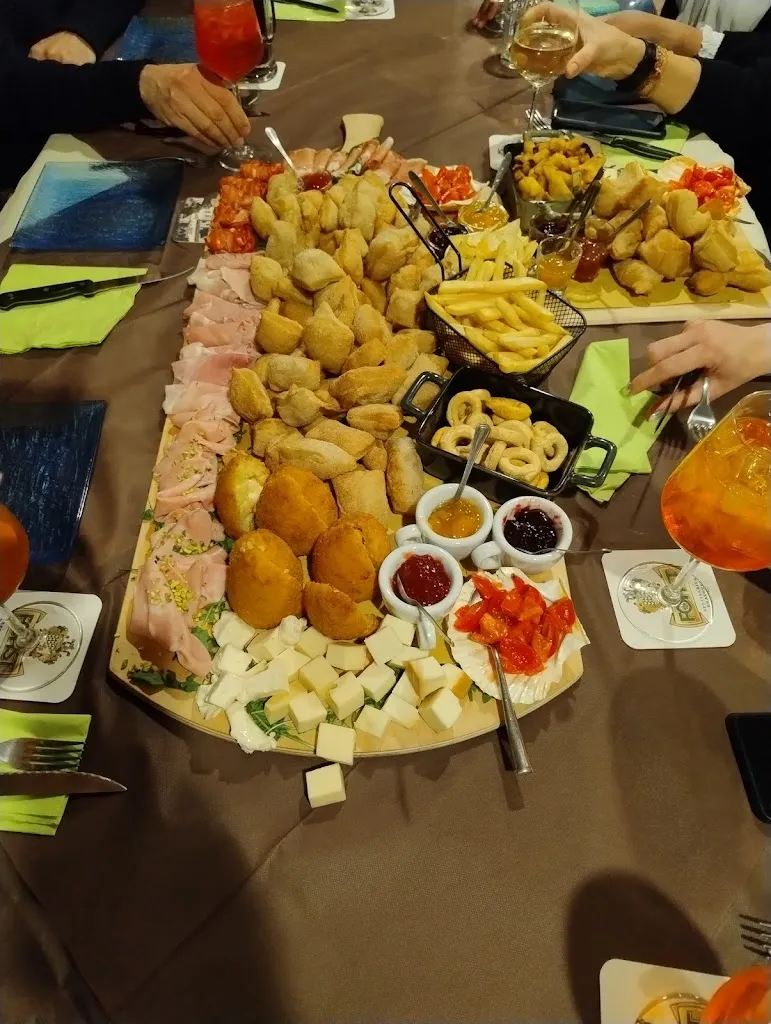 Silvia_Pizzeria Antico Camin_Lusernetta_review