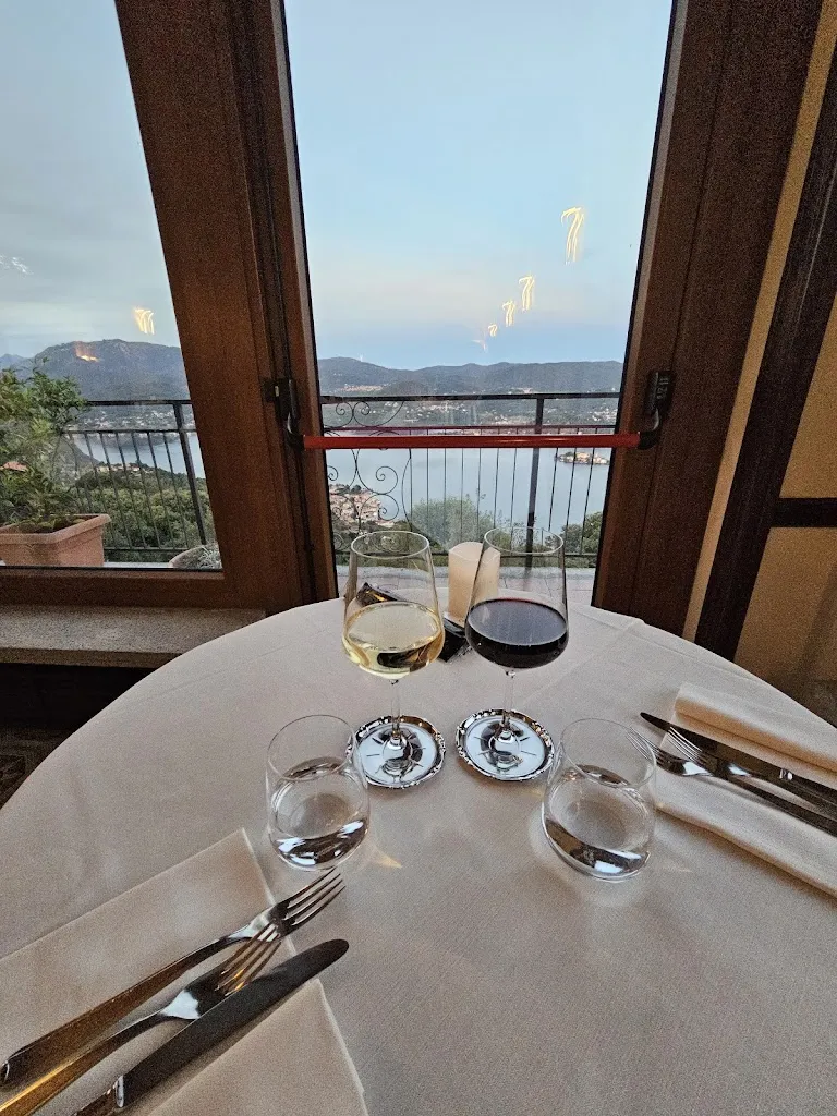 Fred Raalte_Hotel Panoramico Ristorante SPA Lago d'Orta_Madonna del Sasso_review