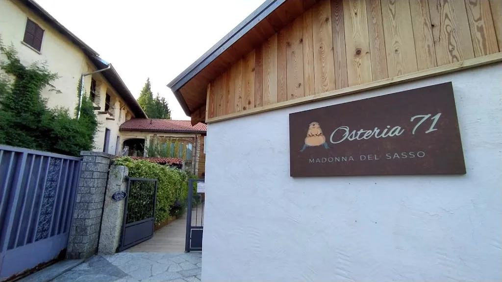 Wine Bar 71_Madonna del Sasso_slider_image_1