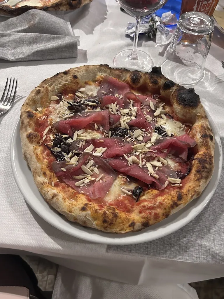 La Vecchia Sportiva bar Pizzeria_Maggiora_slider_image_2