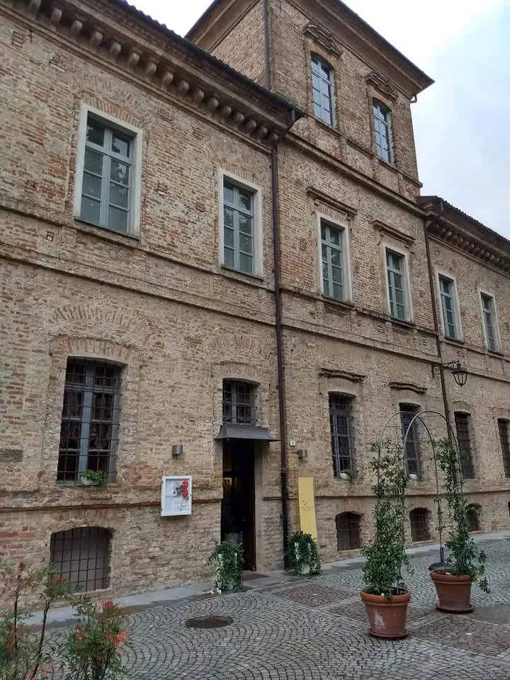 Edda Liedholm_Alfieri_Magliano Alfieri_review