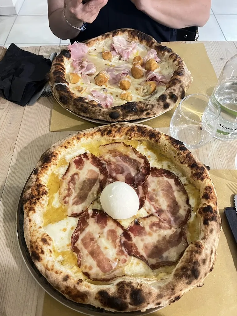 Irene Sacco_Don Mimmo Contemporary Pizza and Burger_Magliano Alfieri_review