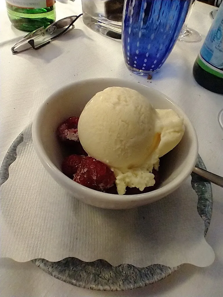 Domi8530_Il Pomodoro_Magliano Alfieri_review