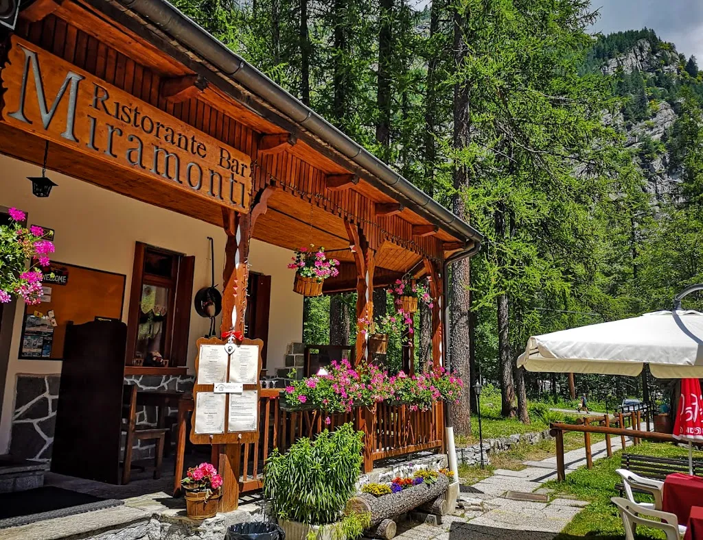 Restaurant Bar Miramonti restaurant in Macugnaga