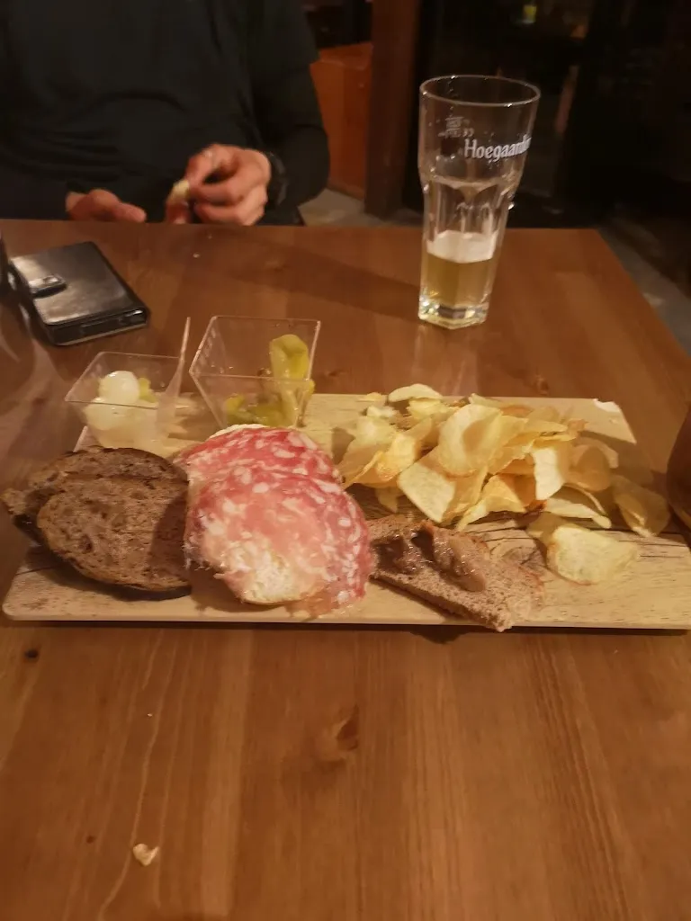 Ryan Grewcock_Senner Pub_Macugnaga_review