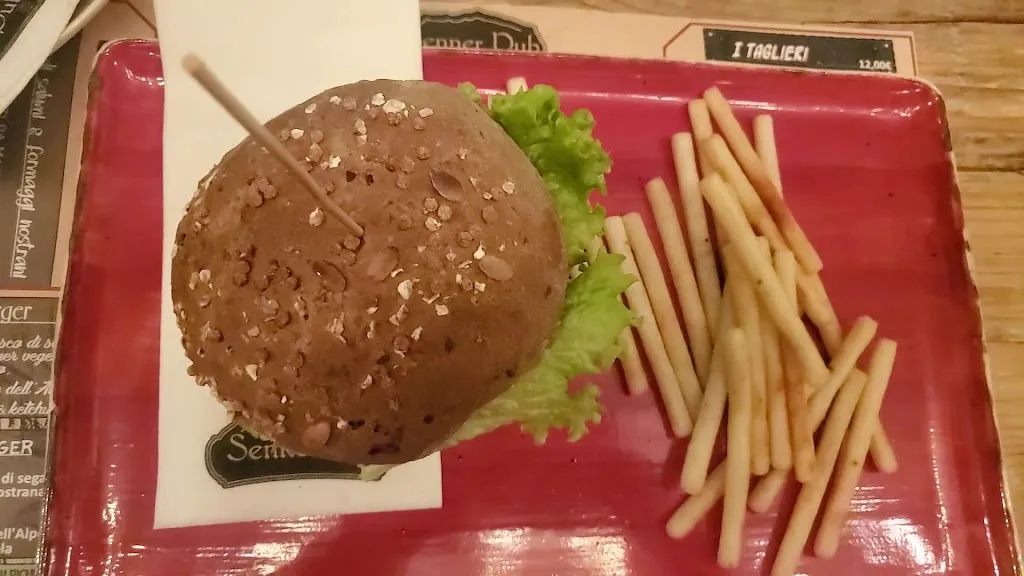 Senner Pub_Macugnaga_slider_image_2