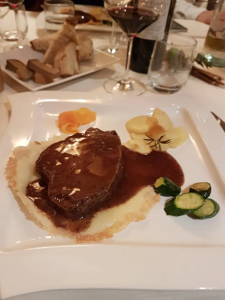 Alexandra - Andreea Fratu_Z'makana Stubu_Macugnaga_review