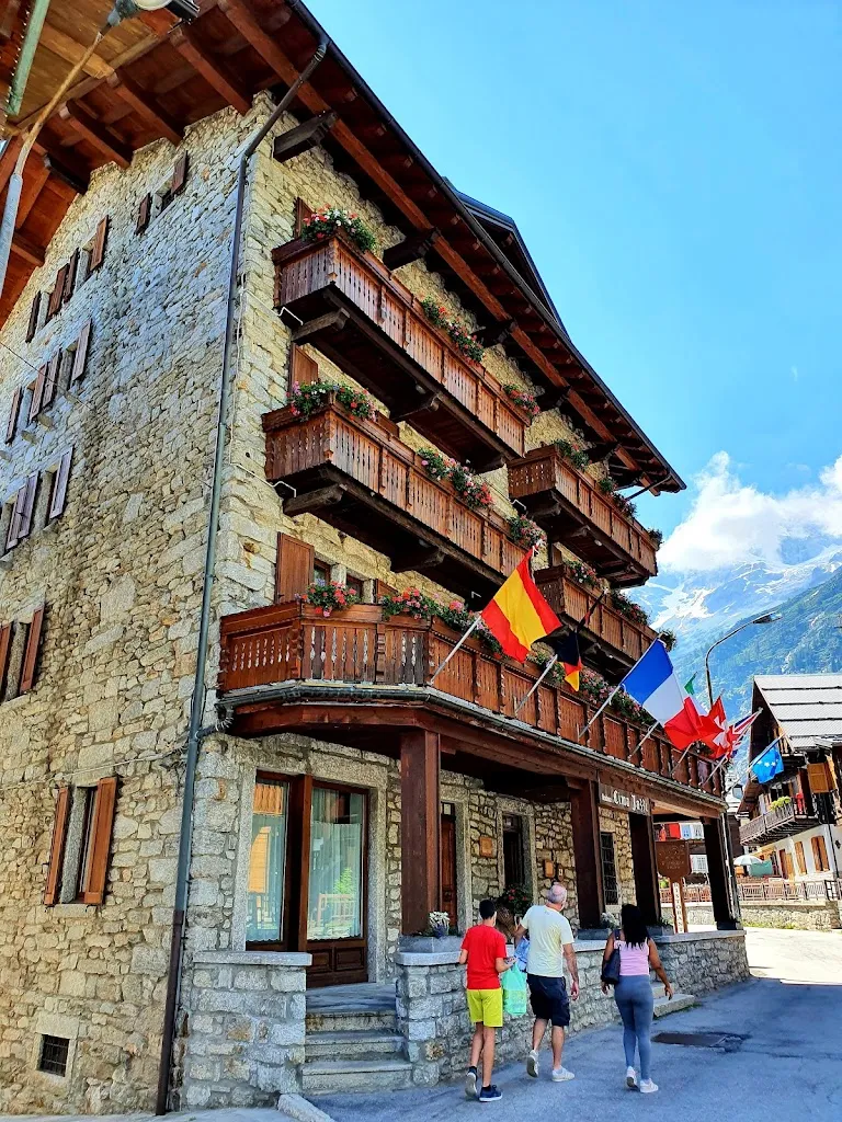 Z'makana Stubu_Macugnaga_slider_image_3