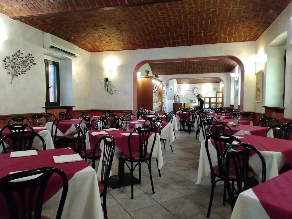 Trattoria Del Commercio restaurant in Mappano