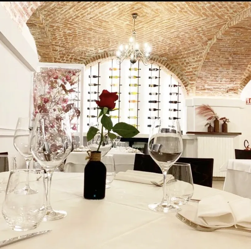 Ristorante La Volta d'Amare_Marene_slider_image_1