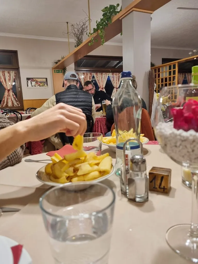 Menu_STELLA Pizzeria Ristorante_Massino Visconti_image_7