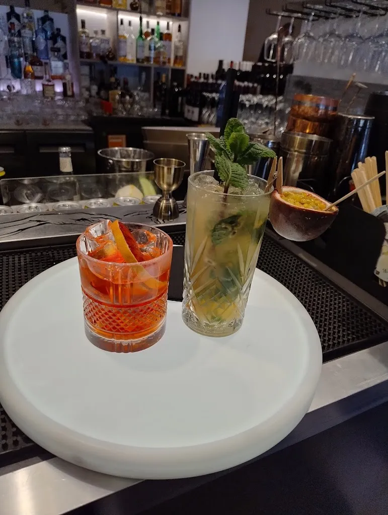 Agrodolce - Restaurant & Drinks_Melazzo_slider_image_2