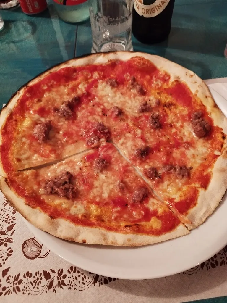 Bar Pizzeria Leon D'Oro_Molino dei Torti_slider_image_1