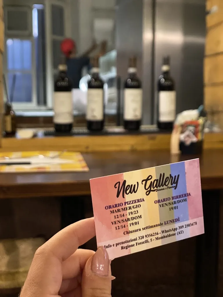 Erika Papst_Bar Tabacchi Birreria Pizzeria New Gallery_Mombaldone_review