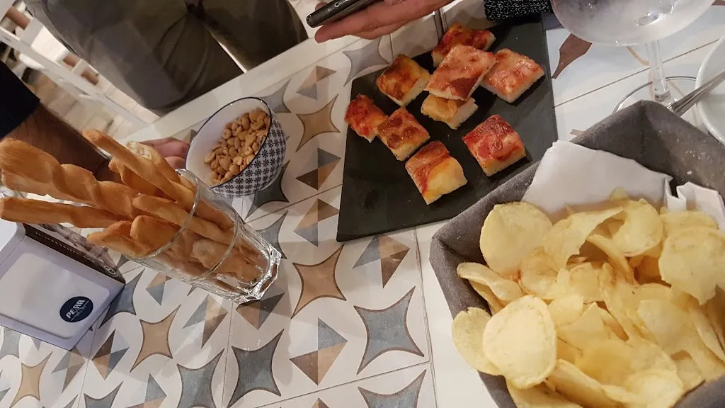 Bar Pizzeria La Me Nina_Mombercelli_slider_image_3