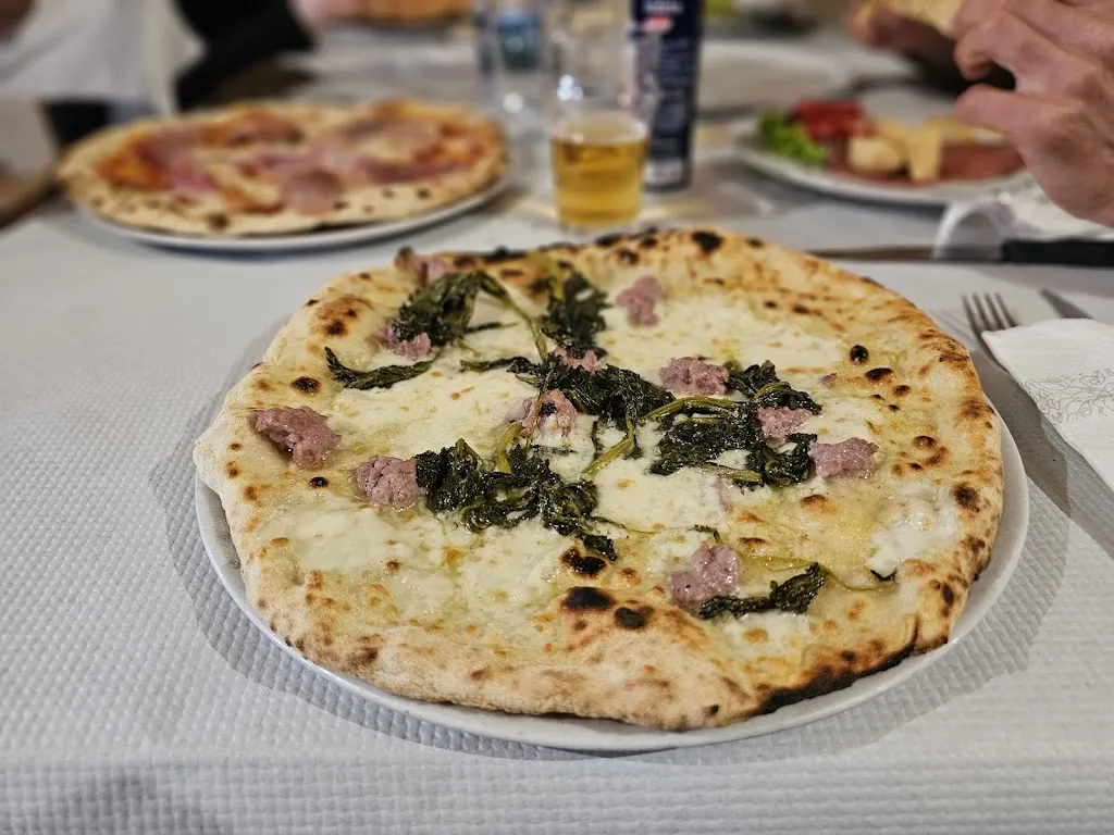 Appaloosa Pub Pizzeria_Monale_slider_image_3