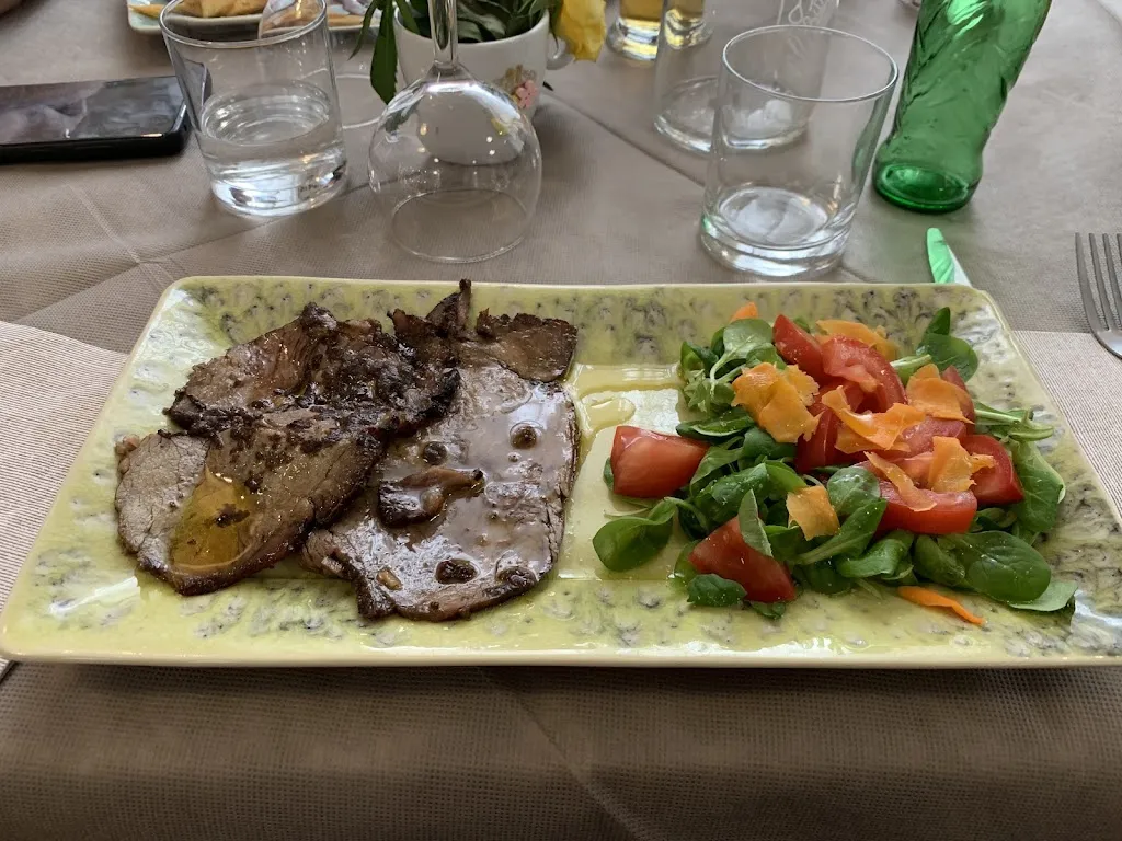 Kristaps Grundsteins_Osteria il Caveau_Monastero Bormida_review
