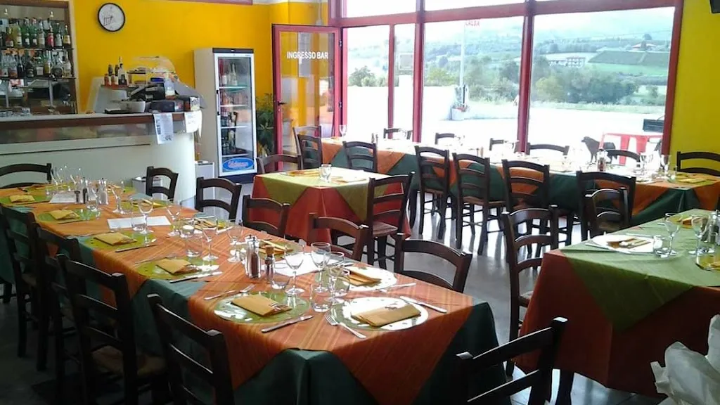 L'Autogrillo Bar e Tavola Calda restaurant in Monastero Bormida