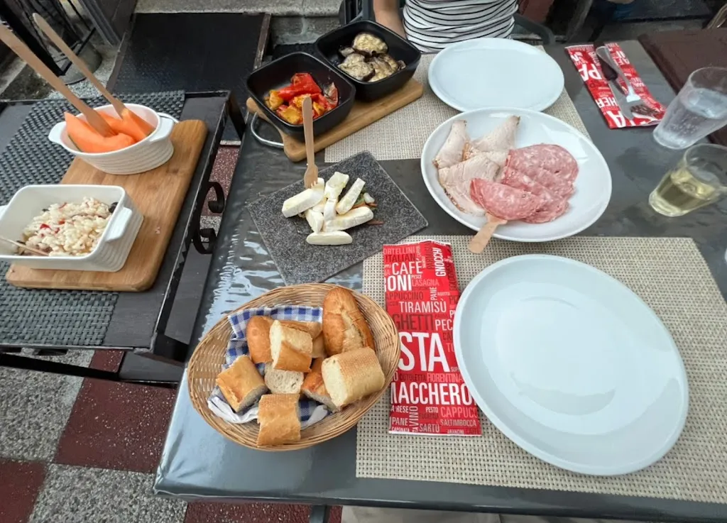 chri me_L'Osterietta Vacciago_Miasino_review