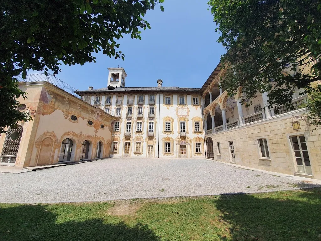 Villa Nigra_Miasino_slider_image_3