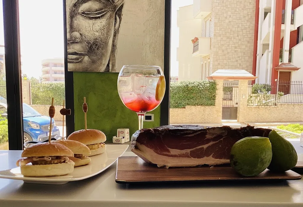 Codice a Bar Porfetto Cafè restaurant in Conversano