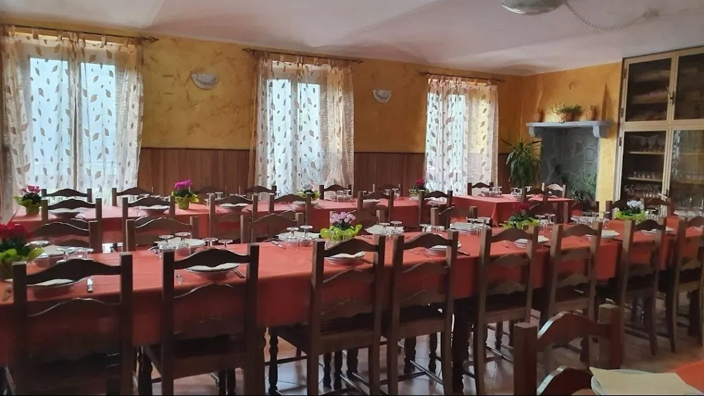 Bar Trattoria "Italia" restaurant in Monastero di Lanzo