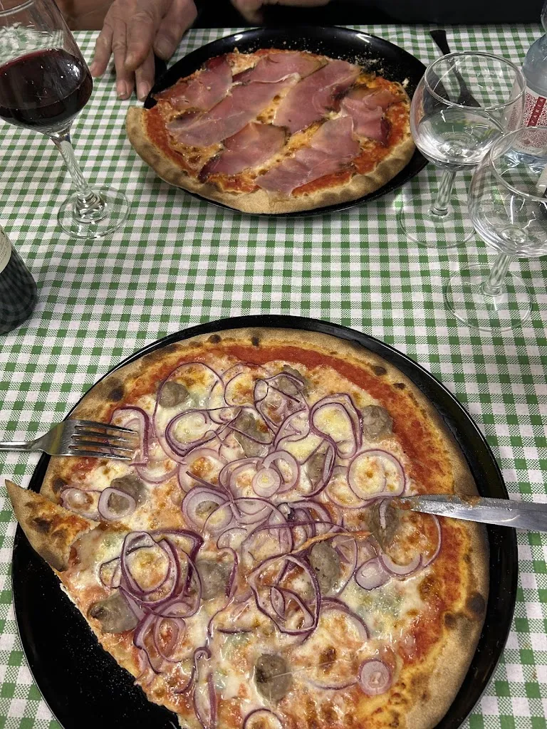 Hanneke Sormani_Osteria Pizzeria La Mia Piola_Monastero di Vasco_review