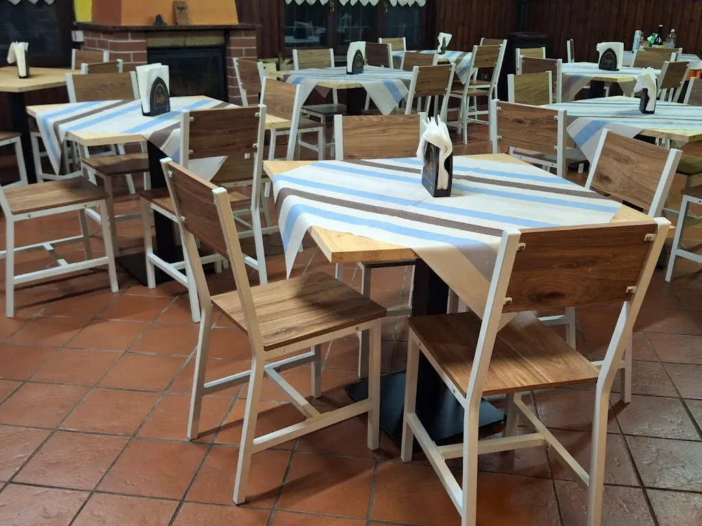 Osteria Pizzeria La Mia Piola restaurant in Monastero di Vasco